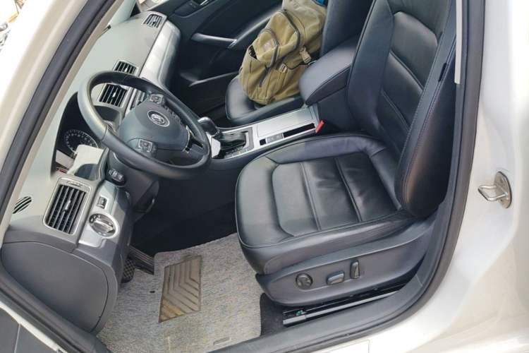 Used Volkswagen Passat 2015 1.8TSI DSG Prestige Edition Left Front Seat