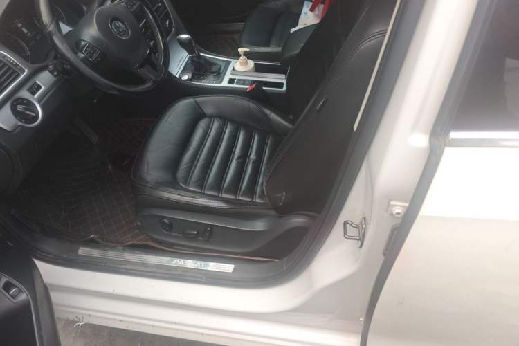 Used Volkswagen Passat 2015 1.8TSI DSG Prestige Edition Left Front Seat