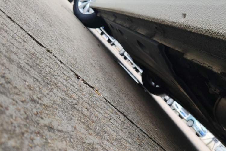 Used Volkswagen Passat 2015 1.8TSI DSG Prestige Edition Left Side Sill