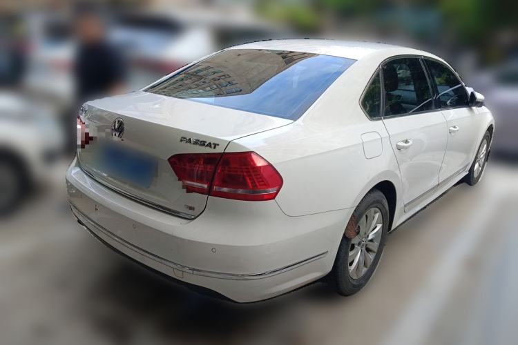 Used Volkswagen Passat 2015 1.8TSI DSG Prestige Edition Rear Right 45 Deg