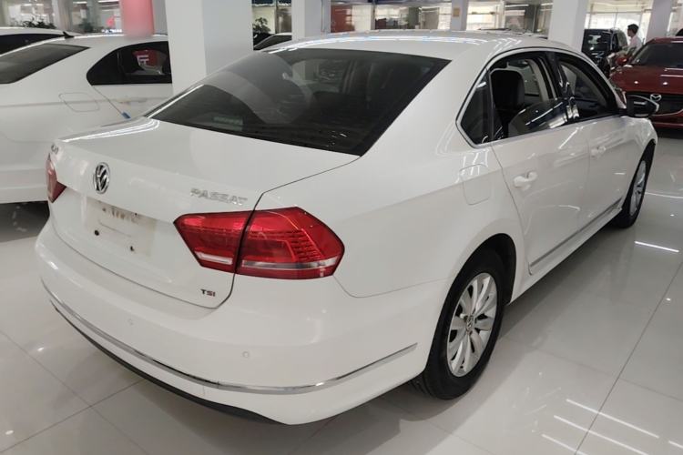 Used Volkswagen Passat 2015 1.8TSI DSG Prestige Edition Rear Right 45 Deg