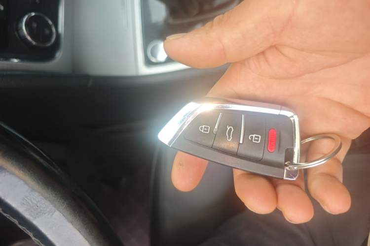 Used Volkswagen Passat 2015 1.8TSI DSG Prestige Edition Vehicle Key