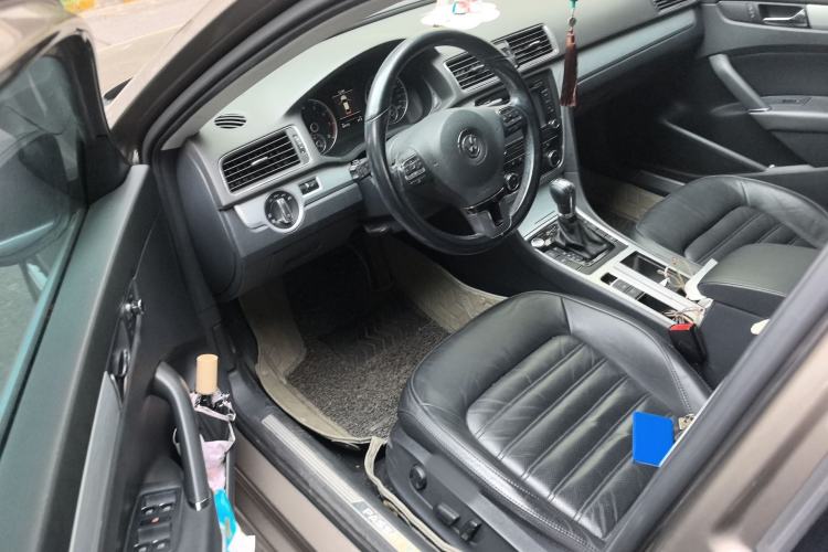 Used Volkswagen Passat 2015 1.8TSI DSG Prestige Edition Driver Seat