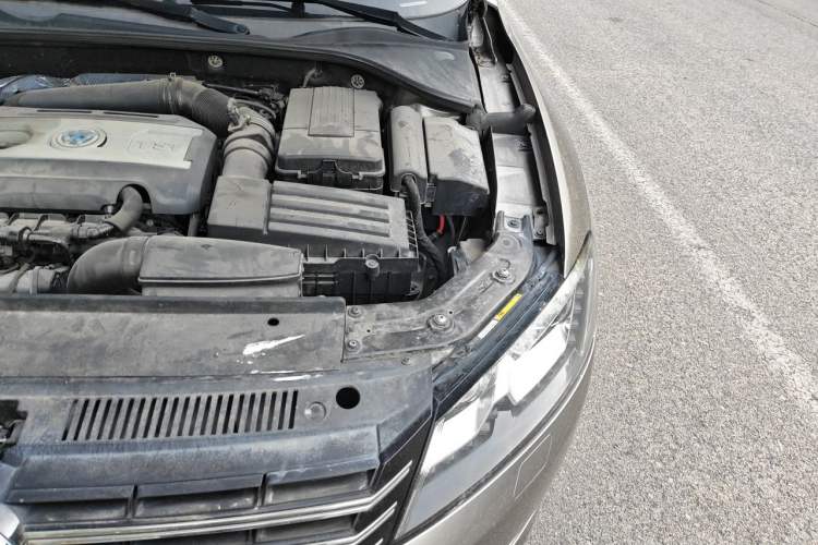 Used Volkswagen Passat 2015 2.0 TSI DSG Prestige Edition Engine Bay Left