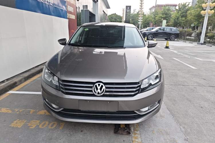 Used Volkswagen Passat 2015 1.8TSI DSG Prestige Edition Front