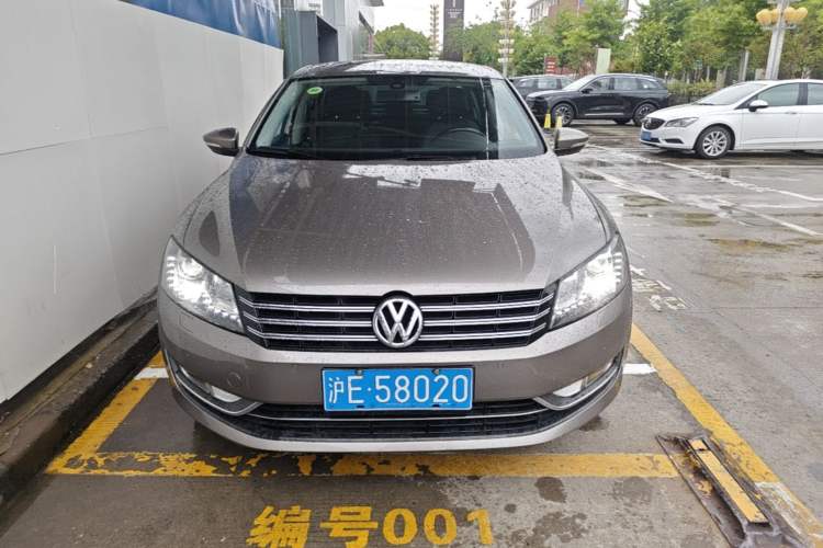 Used Volkswagen Passat 2015 1.8TSI DSG Prestige Edition Front