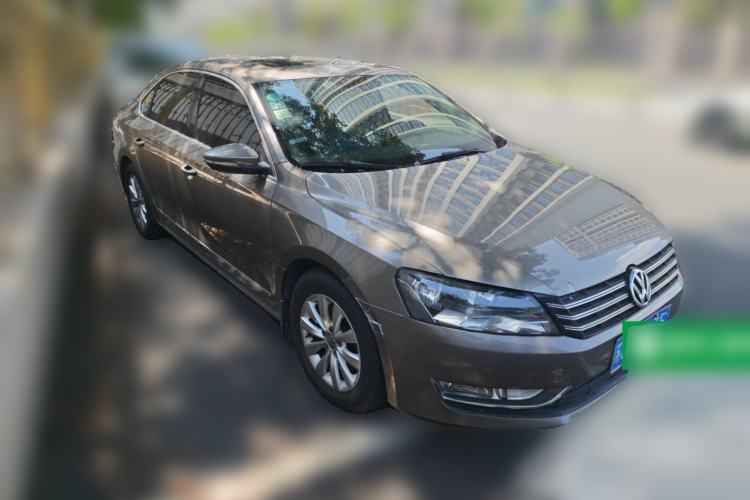 Used Volkswagen Passat 2015 1.8TSI DSG Prestige Edition Front Right 45 Deg