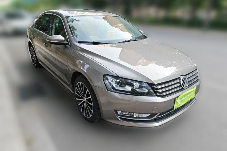 Used Volkswagen Passat 2015 2.0 TSI DSG Prestige Edition Front Right 45 Deg