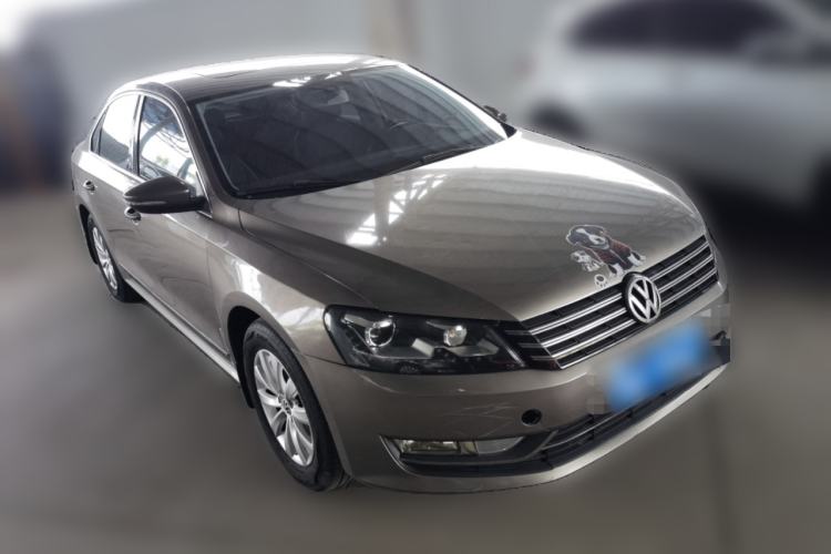 Used Volkswagen Passat 2015 1.8TSI DSG Prestige Edition Front Right 45 Deg
