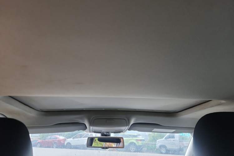 Used Volkswagen Passat 2015 1.8TSI DSG Prestige Edition Headliner