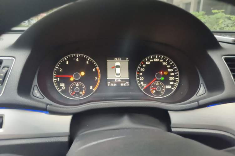 Used Volkswagen Passat 2015 1.8TSI DSG Prestige Edition Instrument Cluster
