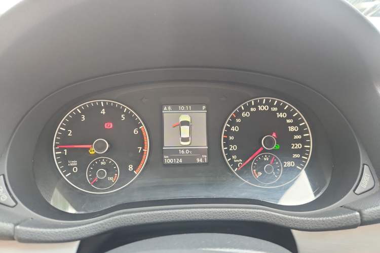 Used Volkswagen Passat 2015 1.8TSI DSG Prestige Edition Instrument Cluster