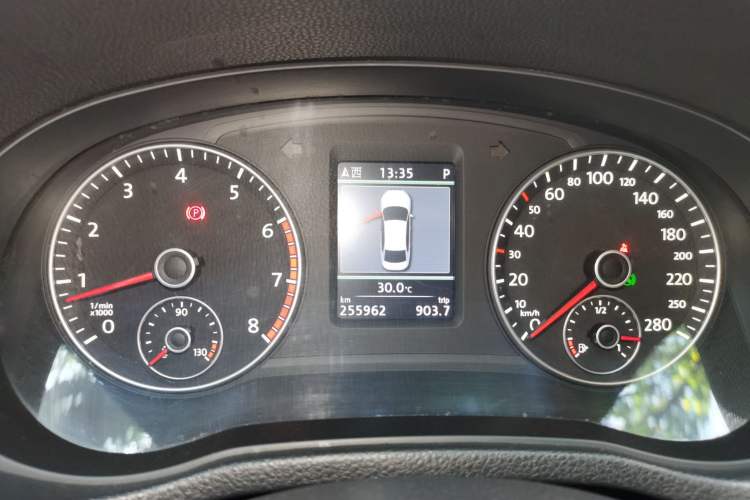 Used Volkswagen Passat 2015 1.8TSI DSG Prestige Edition Instrument Cluster