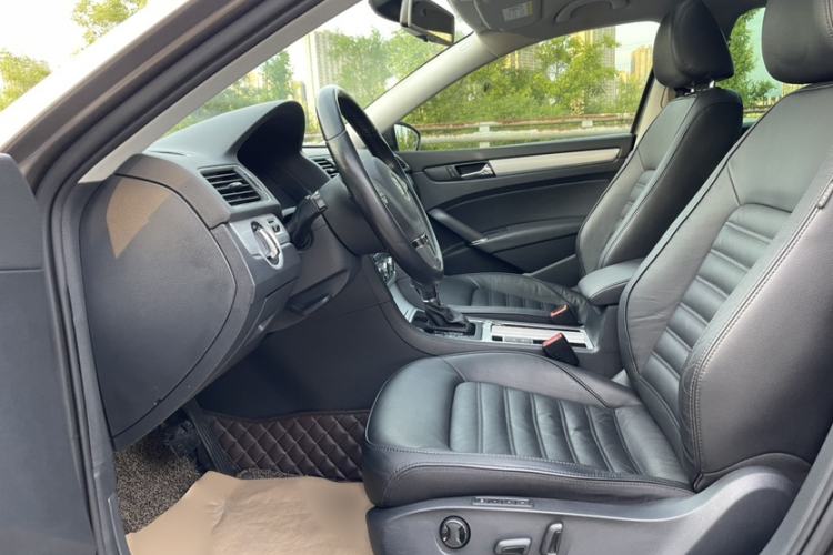 Used Volkswagen Passat 2015 2.0 TSI DSG Prestige Edition Left Front Seat
