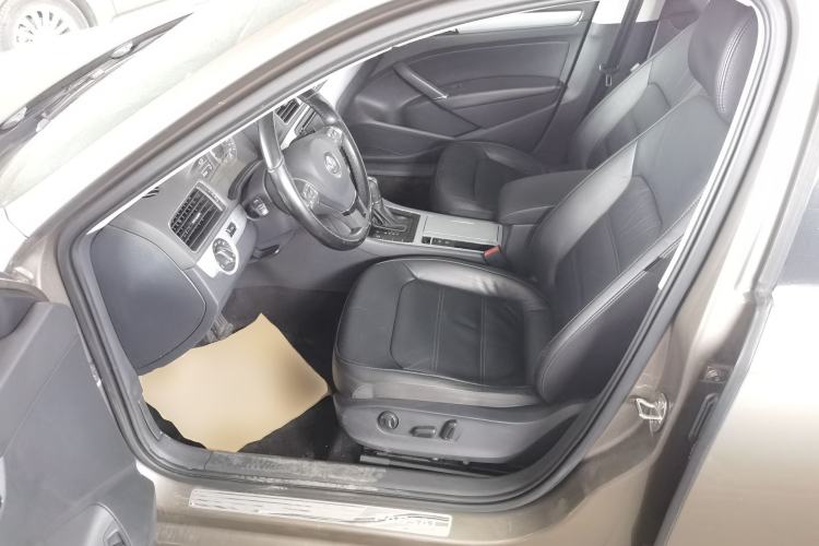 Used Volkswagen Passat 2015 1.8TSI DSG Prestige Edition Left Front Seat