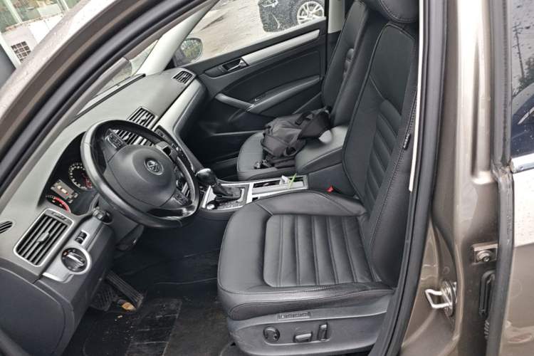 Used Volkswagen Passat 2015 1.8TSI DSG Prestige Edition Left Front Seat