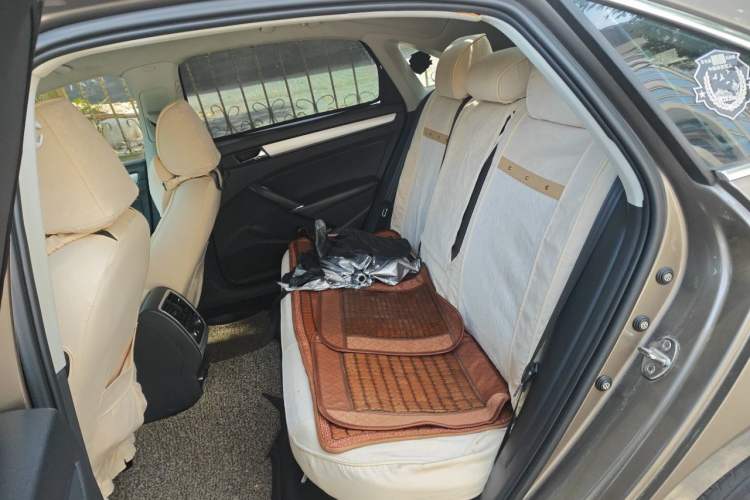 Used Volkswagen Passat 2015 1.8TSI DSG Prestige Edition Left Rear Seat