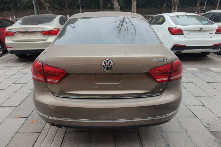 Used Volkswagen Passat 2015 1.8TSI DSG Prestige Edition Rear