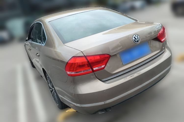 Used Volkswagen Passat 2015 1.8TSI DSG Prestige Edition Rear Left 45 Deg