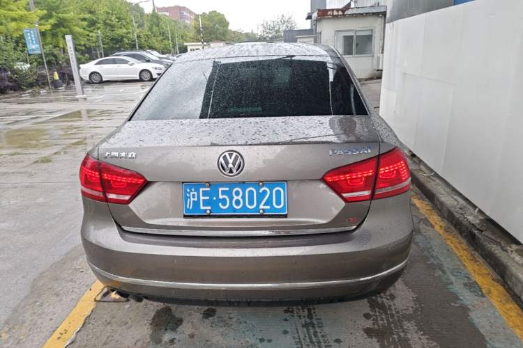 Used Volkswagen Passat 2015 1.8TSI DSG Prestige Edition Rear