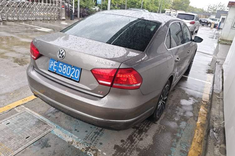 Used Volkswagen Passat 2015 1.8TSI DSG Prestige Edition Rear Right 45 Deg