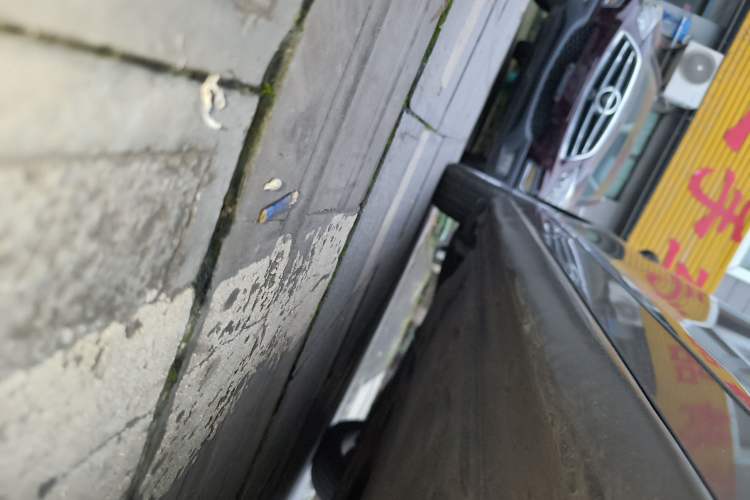Used Volkswagen Passat 2015 1.8TSI DSG Prestige Edition Right Side Sill