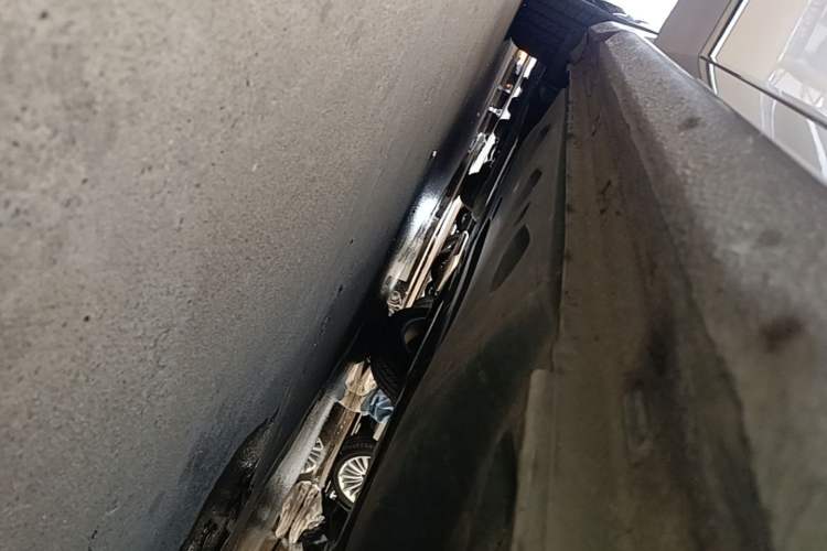 Used Volkswagen Passat 2015 1.8TSI DSG Prestige Edition Right Side Sill