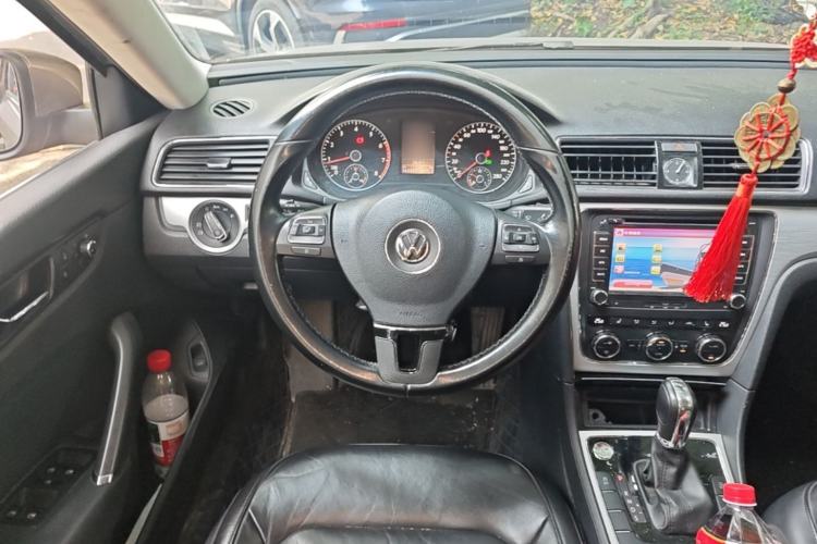 Used Volkswagen Passat 2015 1.8TSI DSG Prestige Edition Steering Wheel