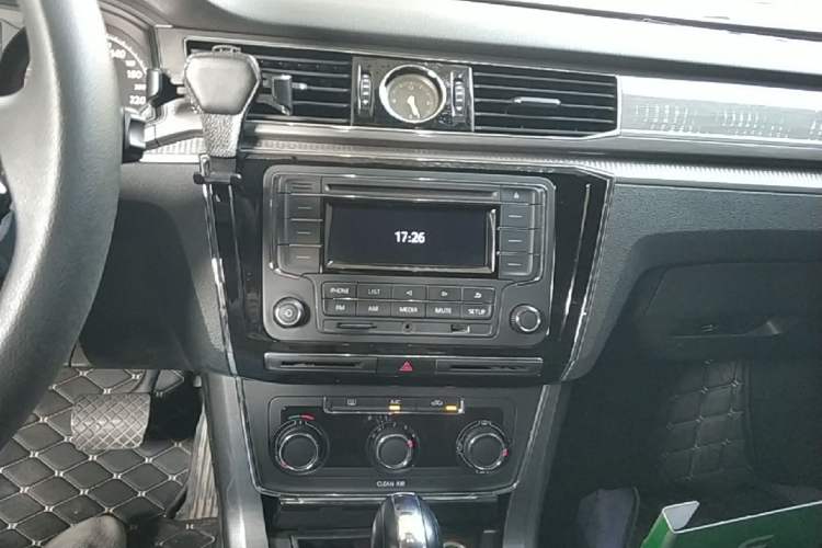 Used Volkswagen Passat 2016 1.8T Government Procurement Version (CEA Engine + 6AT) Audio And AC Panel