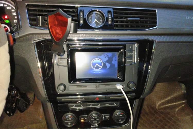 Used Volkswagen Passat 2016 280TSI DSG Prestige Edition Audio And AC Panel