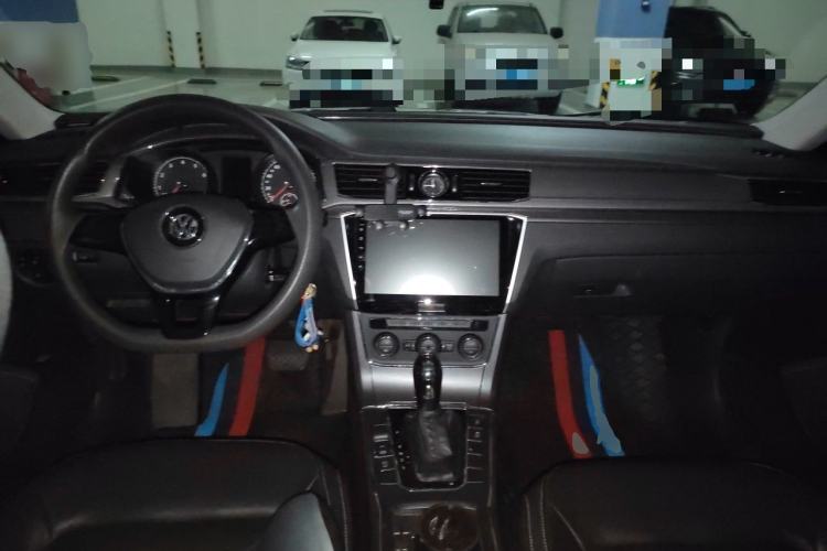 Used Volkswagen Passat 2016 1.8T Government Procurement Version (CEA Engine + 6AT) Center Console