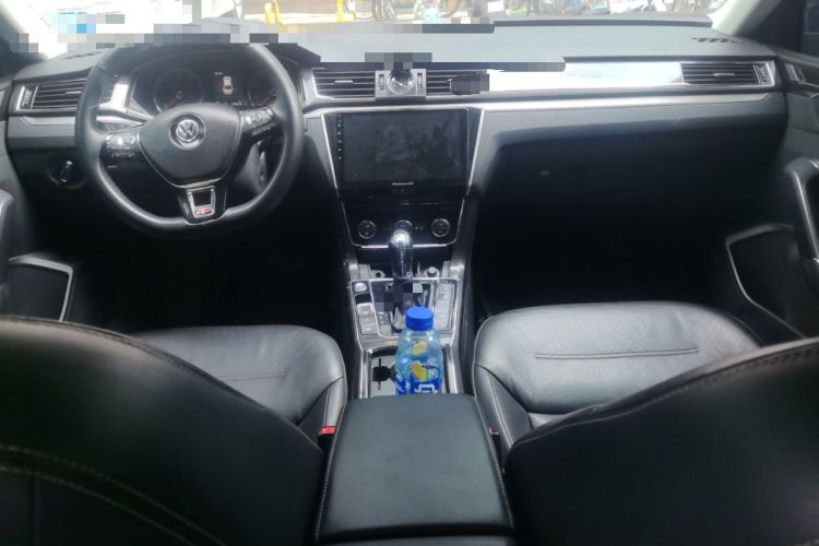 Used Volkswagen Passat 2016 380TSI DSG Prestige Edition Center Console