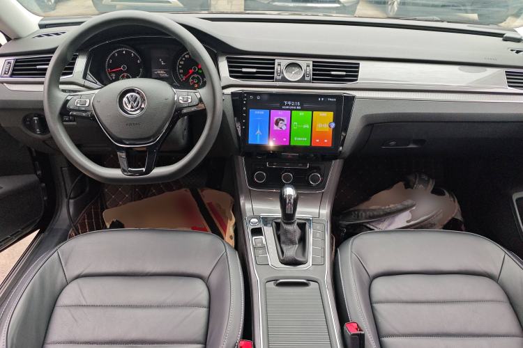 Used Volkswagen Passat 2016 1.8T Government Procurement Version (CEA Engine + 6AT) Center Console