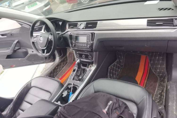 Used Volkswagen Passat 2016 1.8T Government Procurement Version (CEA Engine + 6AT) Center Console