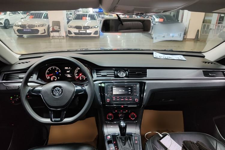 Used Volkswagen Passat 2016 1.8T Government Procurement Version (CEA Engine + 6AT) Center Console