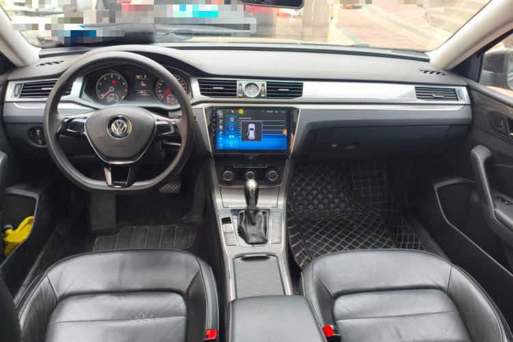 Used Volkswagen Passat 2016 280TSI DSG Prestige Edition Center Console