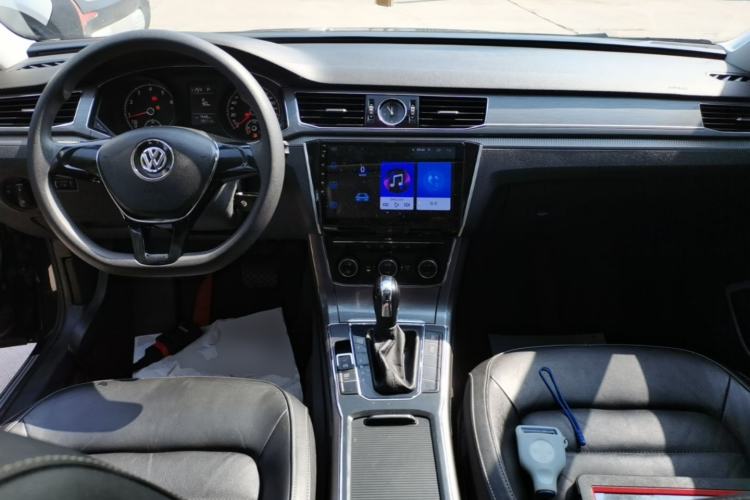 Used Volkswagen Passat 2016 1.8T Government Procurement Version (CEA Engine + 6AT) Center Console