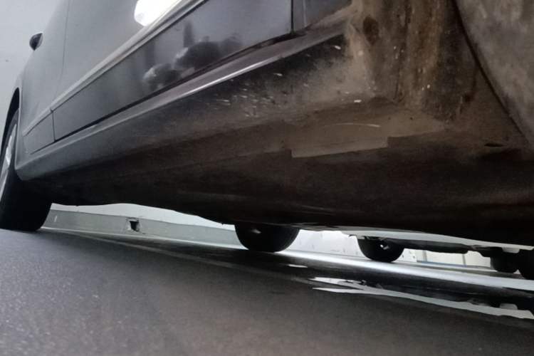 Used Volkswagen Passat  Chassis Front Right