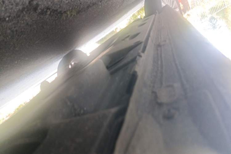 Used Volkswagen Passat  Chassis Rear Left