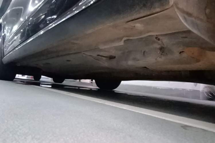 Used Volkswagen Passat  Chassis Rear Left