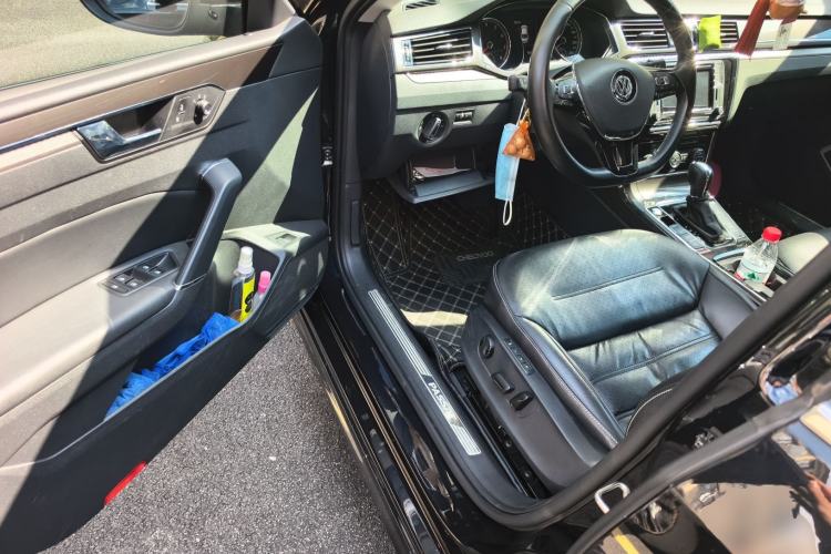 Used Volkswagen Passat 2016 330TSI DSG Prestige Edition Driver Seat