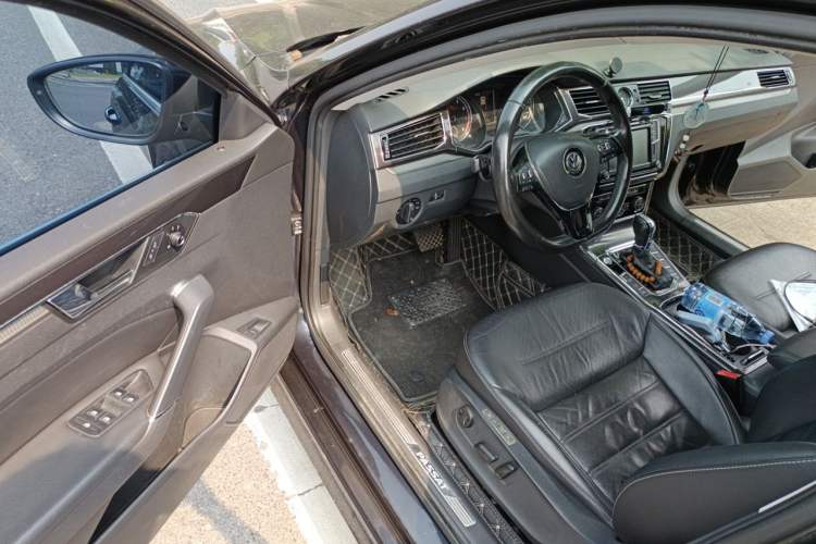 Used Volkswagen Passat 2016 330TSI DSG Prestige Edition Driver Seat