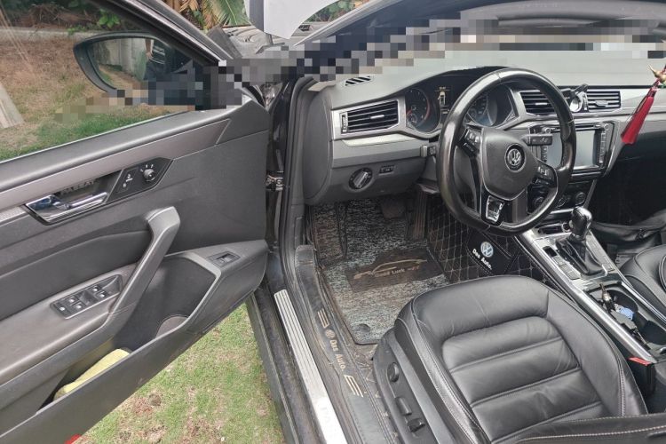 Used Volkswagen Passat 2016 330TSI DSG Luxury Edition Driver Seat