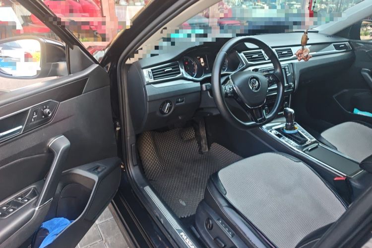 Used Volkswagen Passat 2016 330TSI DSG Prestige Edition Driver Seat