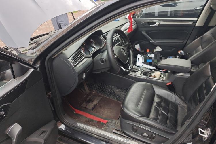 Used Volkswagen Passat 2016 330TSI DSG Prestige Edition Driver Seat