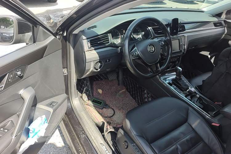 Used Volkswagen Passat 2016 330TSI DSG Prestige Edition Driver Seat