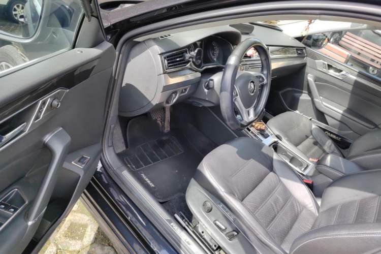 Used Volkswagen Passat 2016 330TSI DSG Prestige Edition Driver Seat