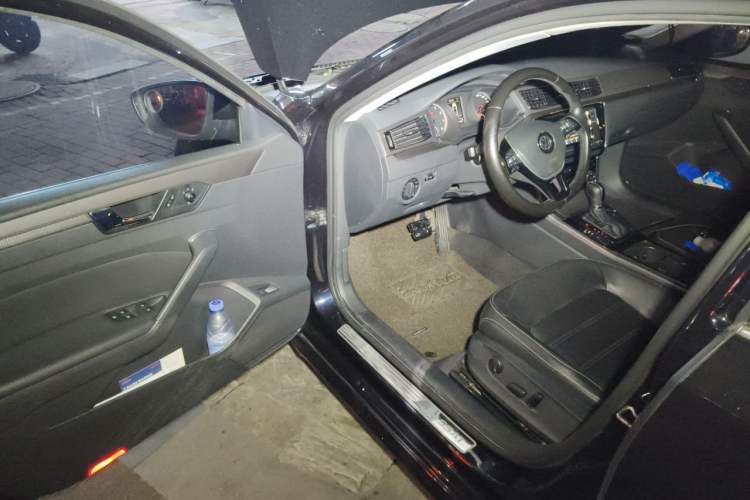 Used Volkswagen Passat 2016 280TSI DSG Prestige Edition Driver Seat