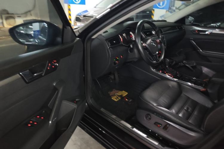 Used Volkswagen Passat 2016 330TSI DSG Prestige Edition Driver Seat