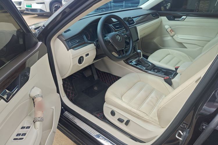 Used Volkswagen Passat 2016 280TSI DSG Prestige Edition Driver Seat